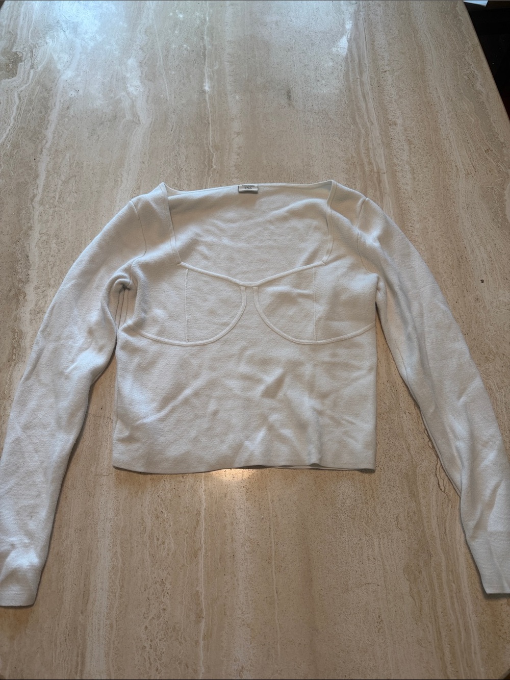 Abercrombie & Fitch White Long Sleeve Cropped Sweater